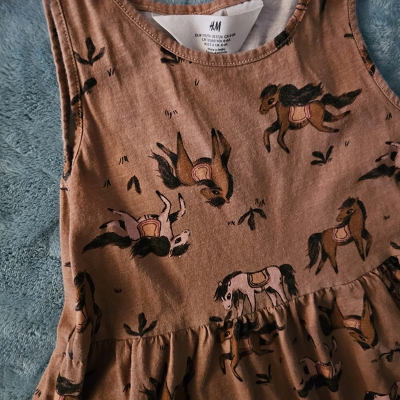 H&M Kids Tan Horse Pattern Dress - Picture 2 of 4